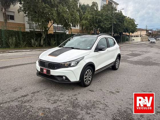 FIAT ARGO 1.3 FIREFLY FLEX TREKKING MANUAL